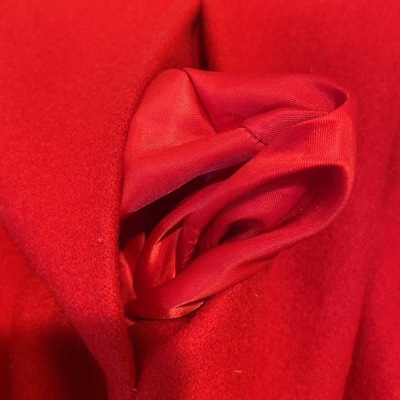 GEUSS red coat size large - Picture 9 of 9